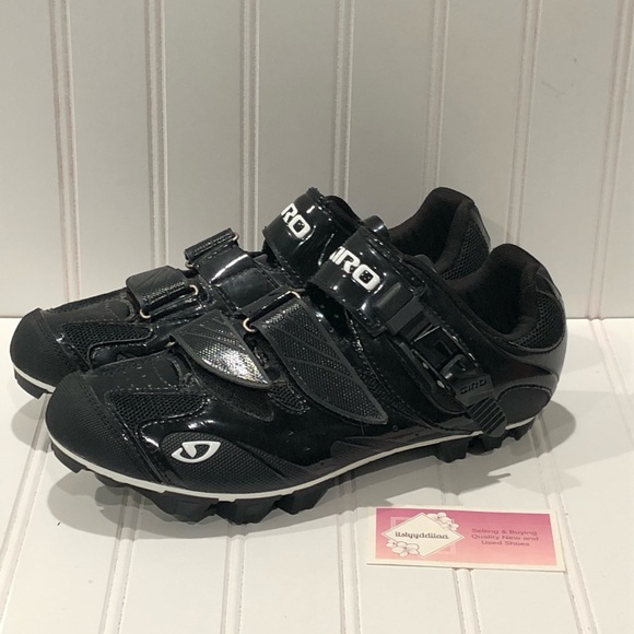 Giro Shoes - Giro ‘Manta’ Cycling Shoes